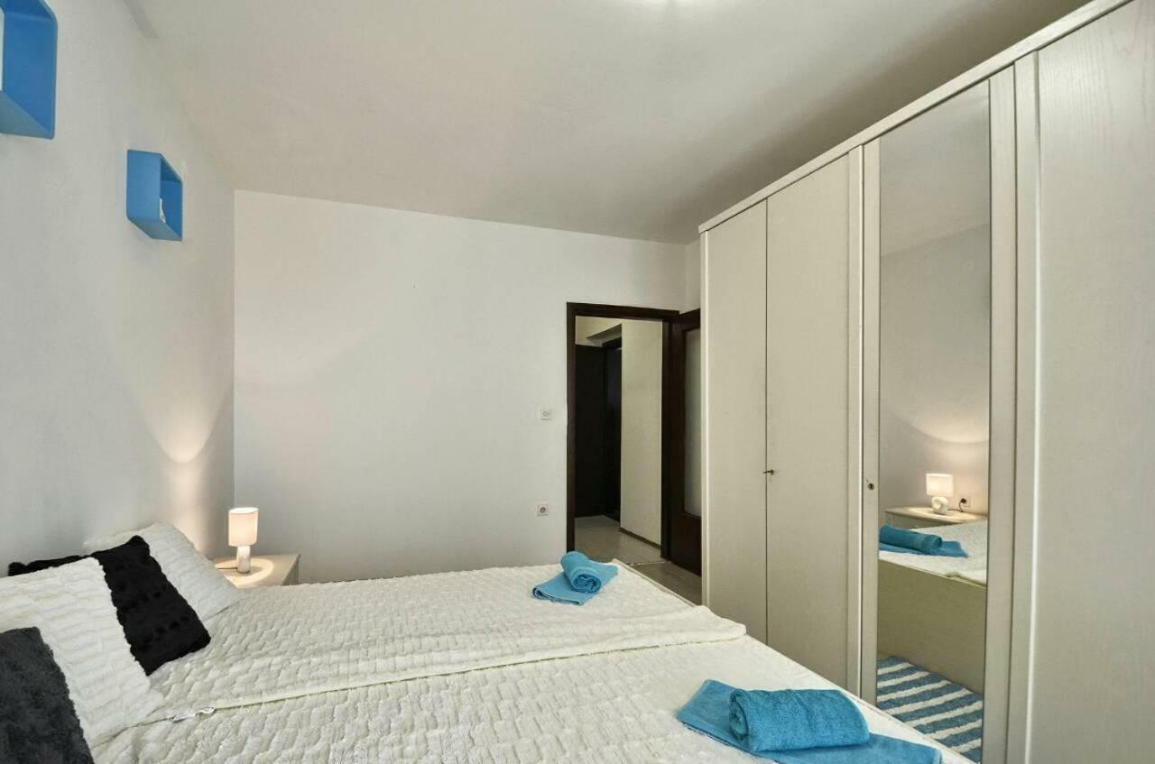 The Big Smile Apartments بولا المظهر الخارجي الصورة